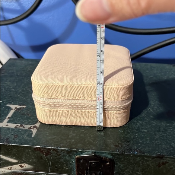 Sold out - Picture 5 of 5